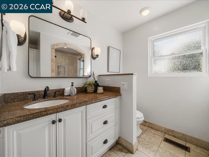 3002 Deerpark Dr Property Photo 27