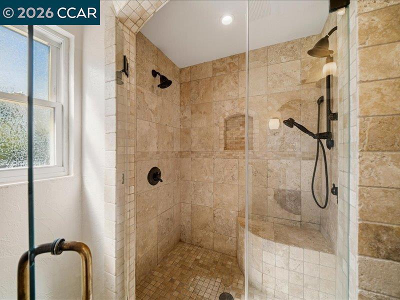 3002 Deerpark Dr Property Photo 28