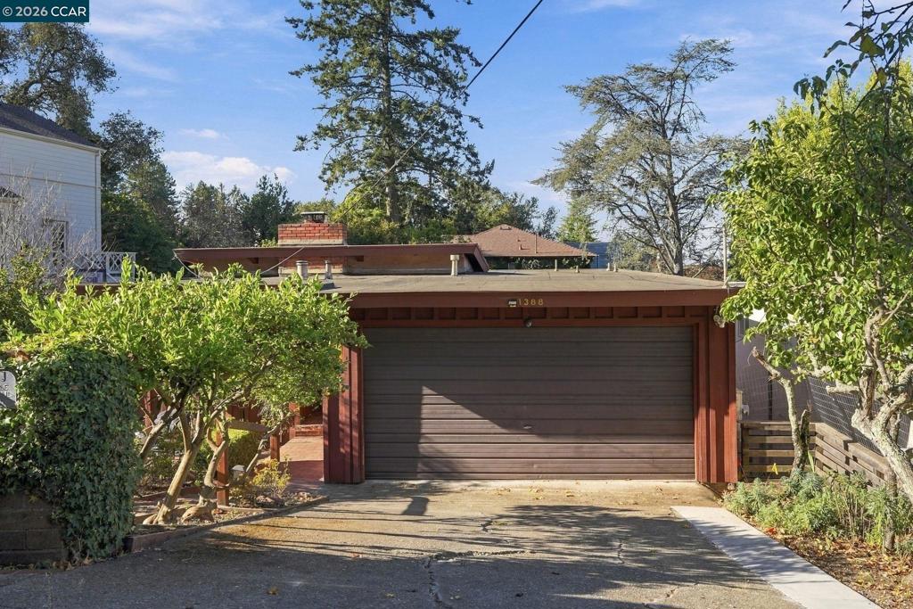 1388 Grizzly Peak Blvd Property Photo 3
