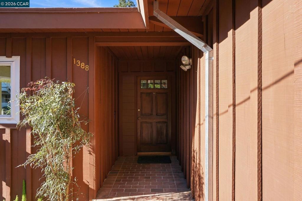 1388 Grizzly Peak Blvd Property Photo 4