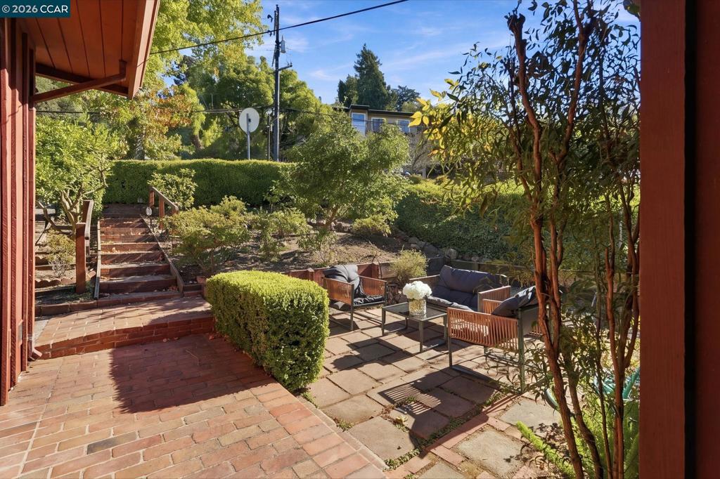 1388 Grizzly Peak Blvd Property Photo 5