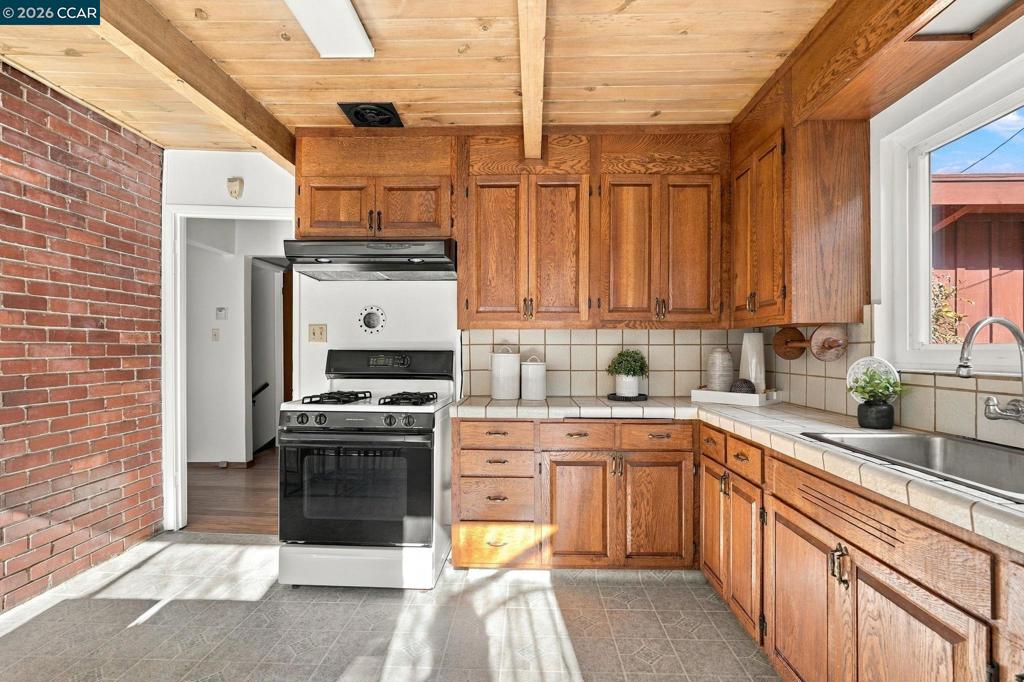 1388 Grizzly Peak Blvd Property Photo 14