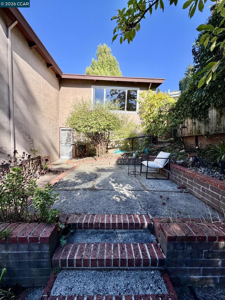 1388 Grizzly Peak Blvd Property Photo 27