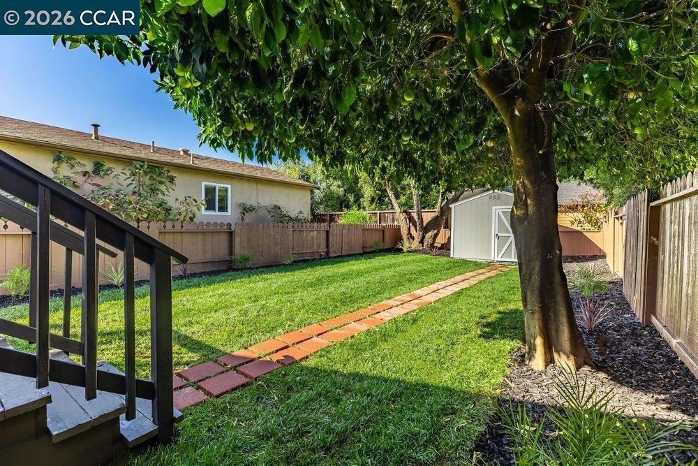 831 Patchett St Property Photo 37