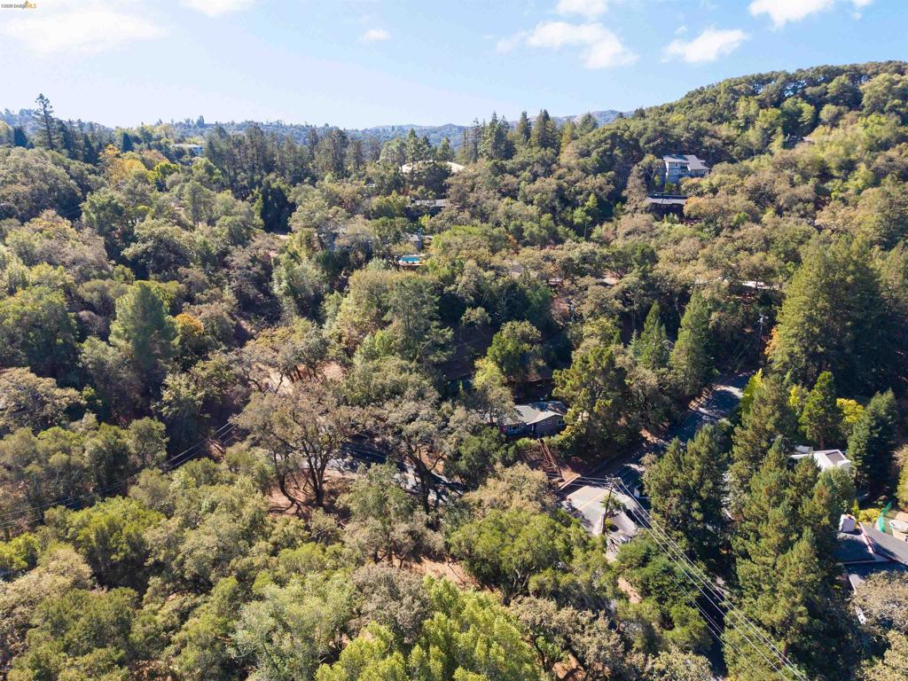 822 Acalanes Rd Property Photo 14