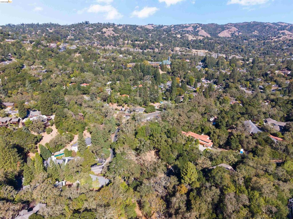 822 Acalanes Rd Property Photo 18