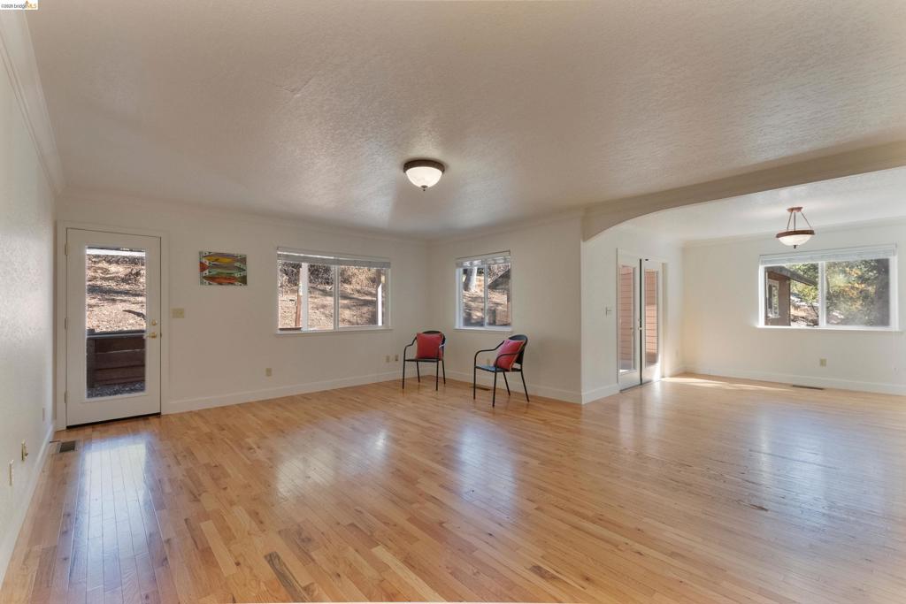 20925 Caylor Dr Property Photo 4
