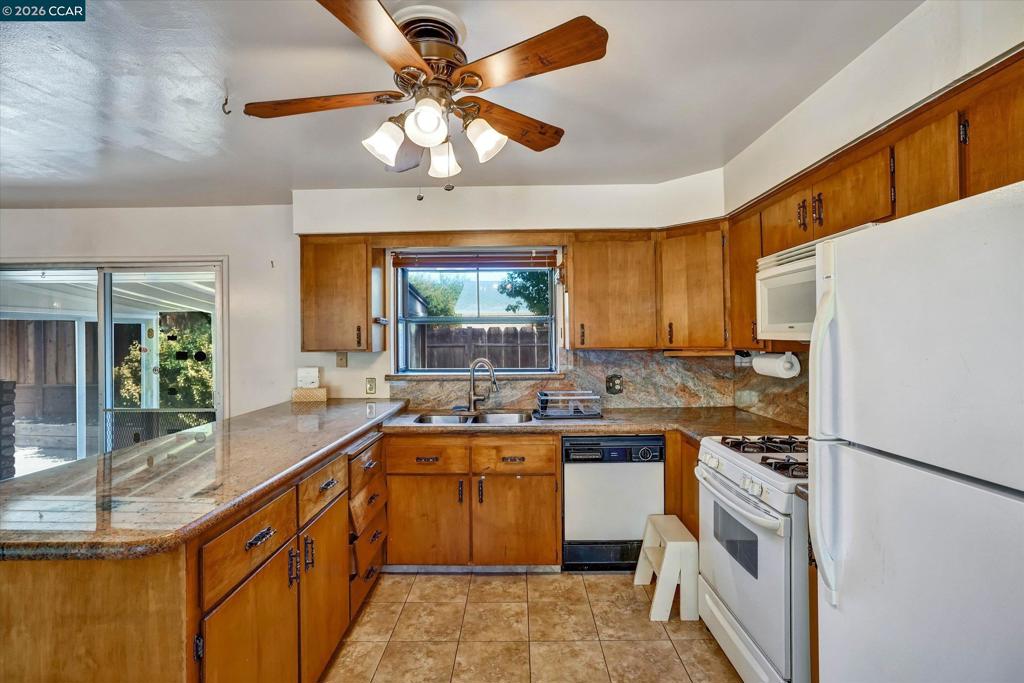 30 Angi Lane Property Photo 6