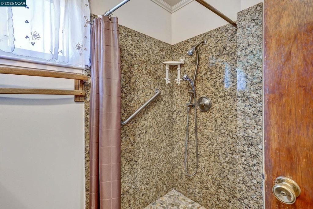 30 Angi Lane Property Photo 15