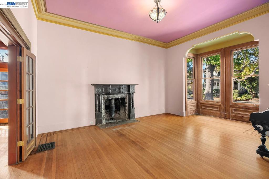 1278 Weber St Property Photo 19