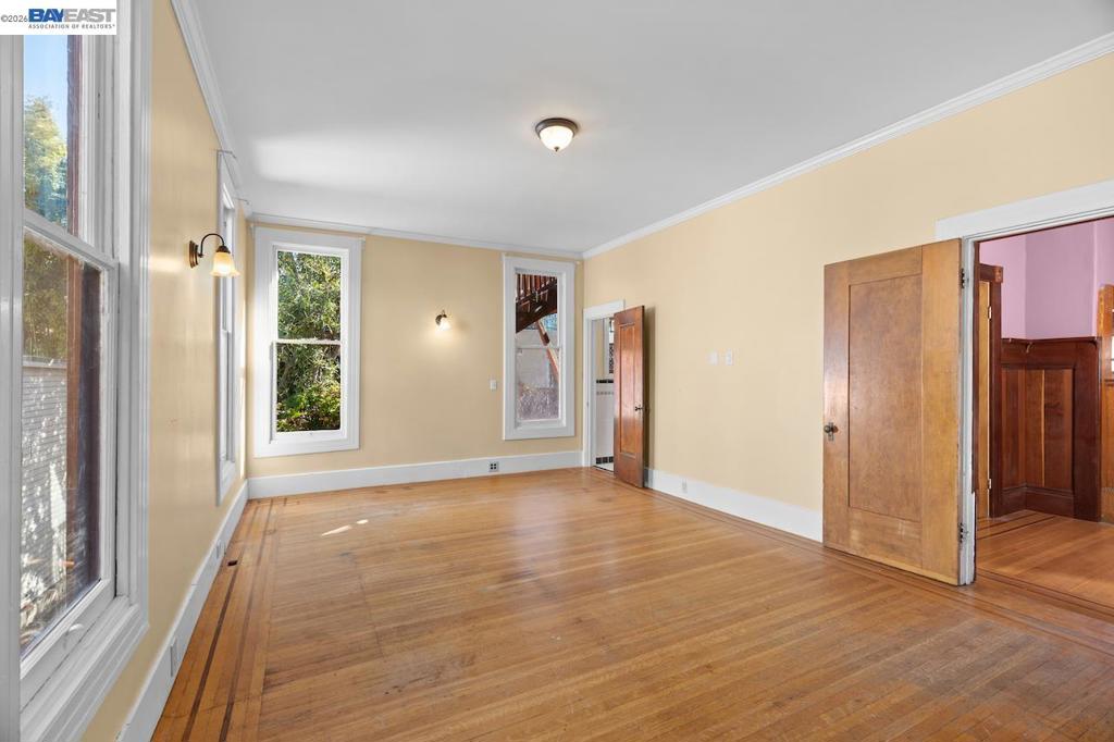 1278 Weber St Property Photo 30