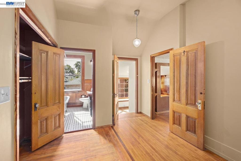 1278 Weber St Property Photo 37