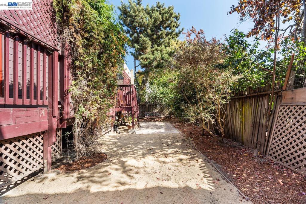 1278 Weber St Property Photo 57