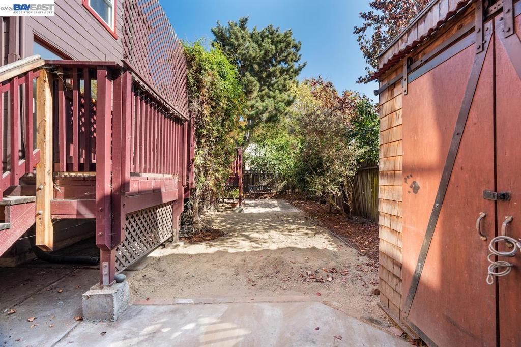 1278 Weber St Property Photo 58