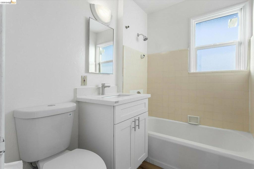 2933 Stanton St Property Photo 11