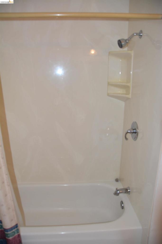 1140 Los Palos Ct Property Photo 26