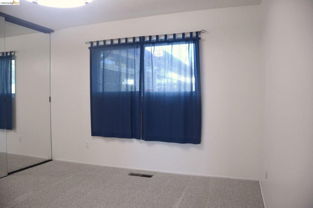 1140 Los Palos Ct Property Photo 30