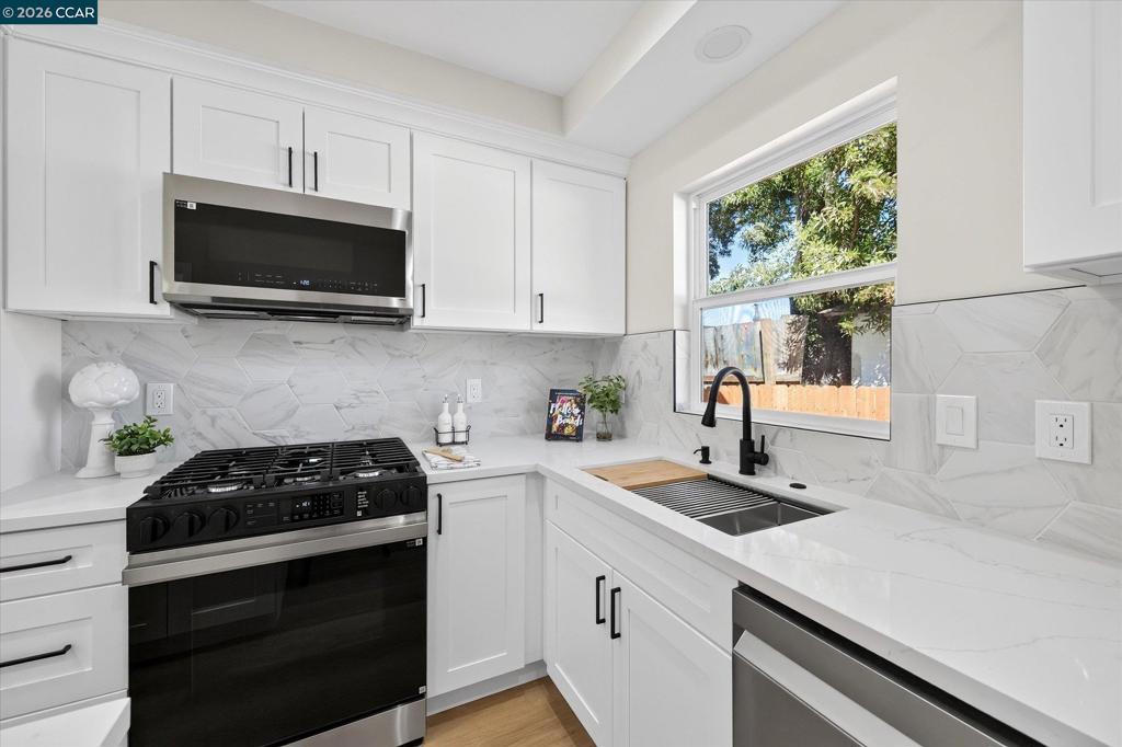 2021 Castro St Property Photo 16