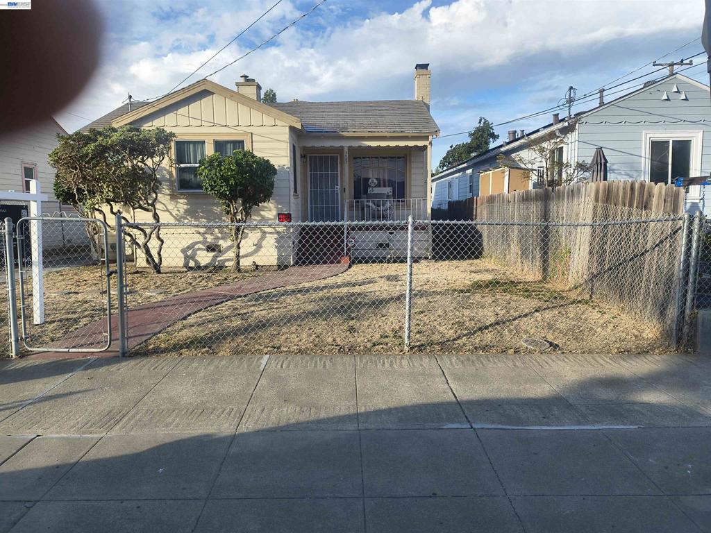 8507 Birch St Property Photo