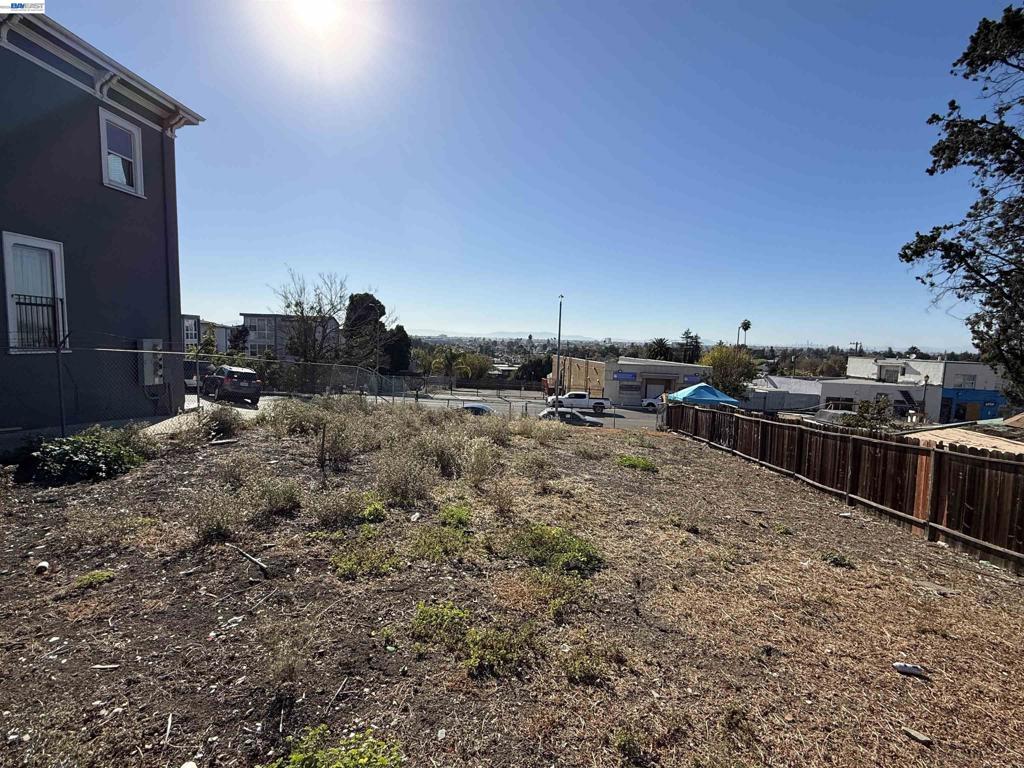 9430 Macarthur Blvd Property Photo 4