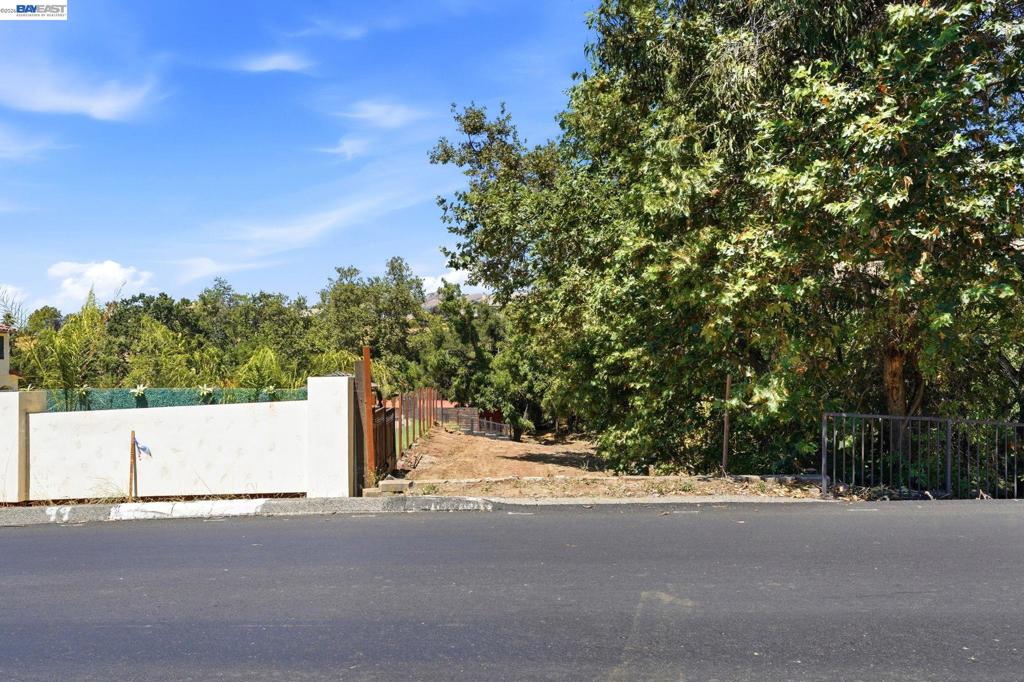 7010 (#2) San Felipe Road Property Photo 9