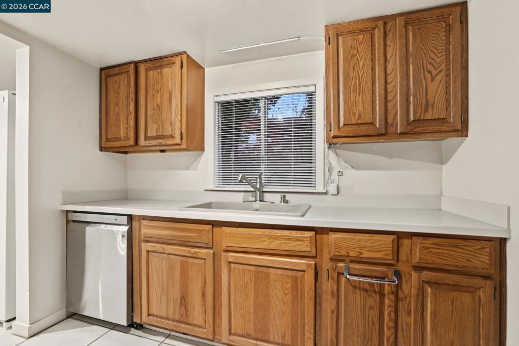 23 Sycamore Ave Property Photo 8