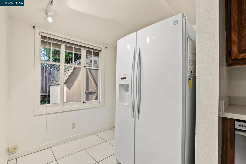 23 Sycamore Ave Property Photo 10