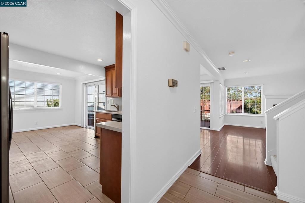 1104 Canterbury Property Photo 5