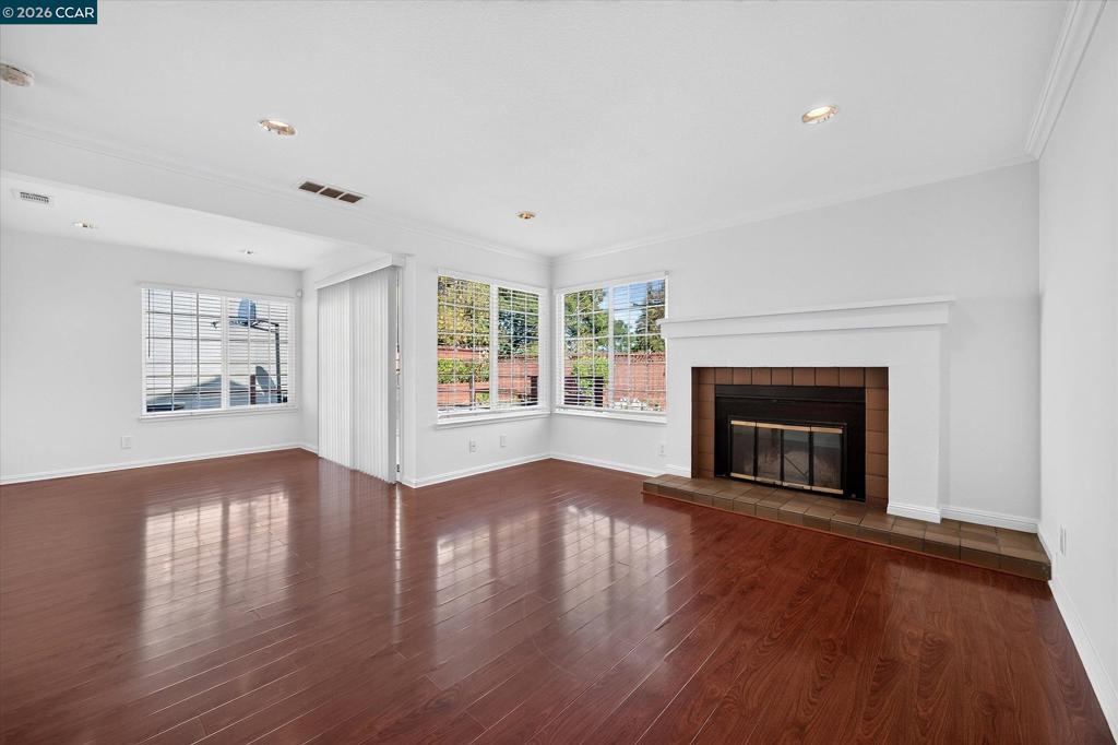 1104 Canterbury Property Photo 12