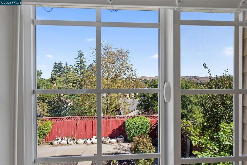 1104 Canterbury Property Photo 19