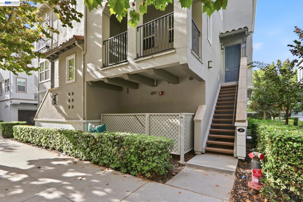 43 Bassett St Property Photo 4