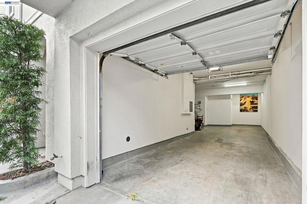 43 Bassett St Property Photo 35