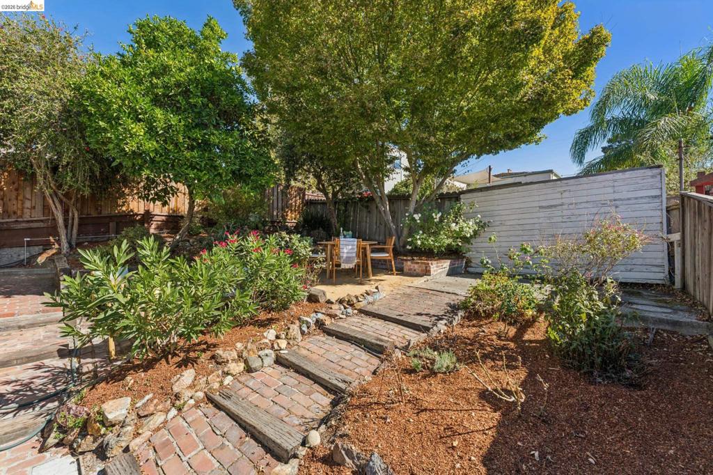 2836 Rawson St Property Photo 50