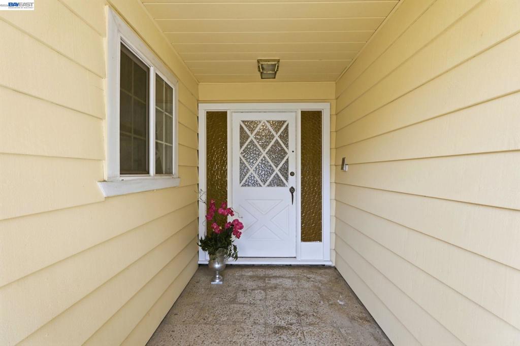 38033 Vallejo St Property Photo 4