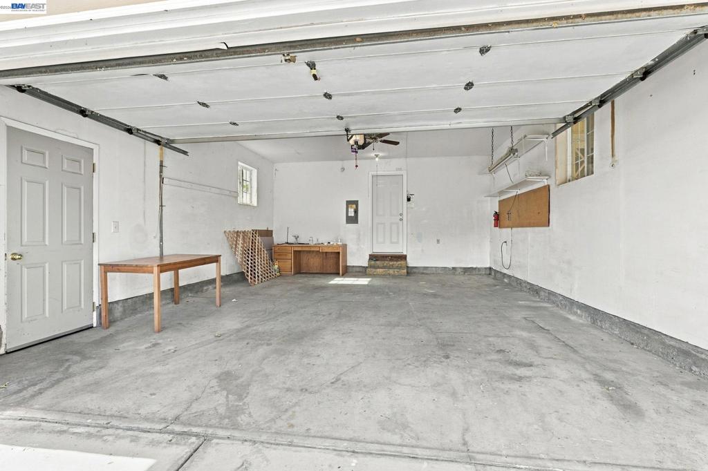 38033 Vallejo St Property Photo 33