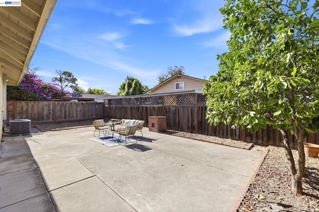 38033 Vallejo St Property Photo 40