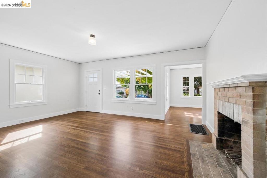 845 Neilson Property Photo 6