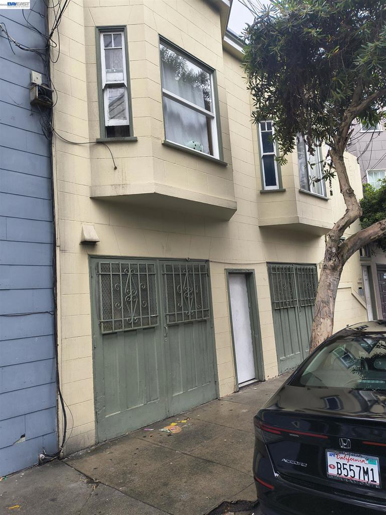 1397 Minna St Property Photo 2