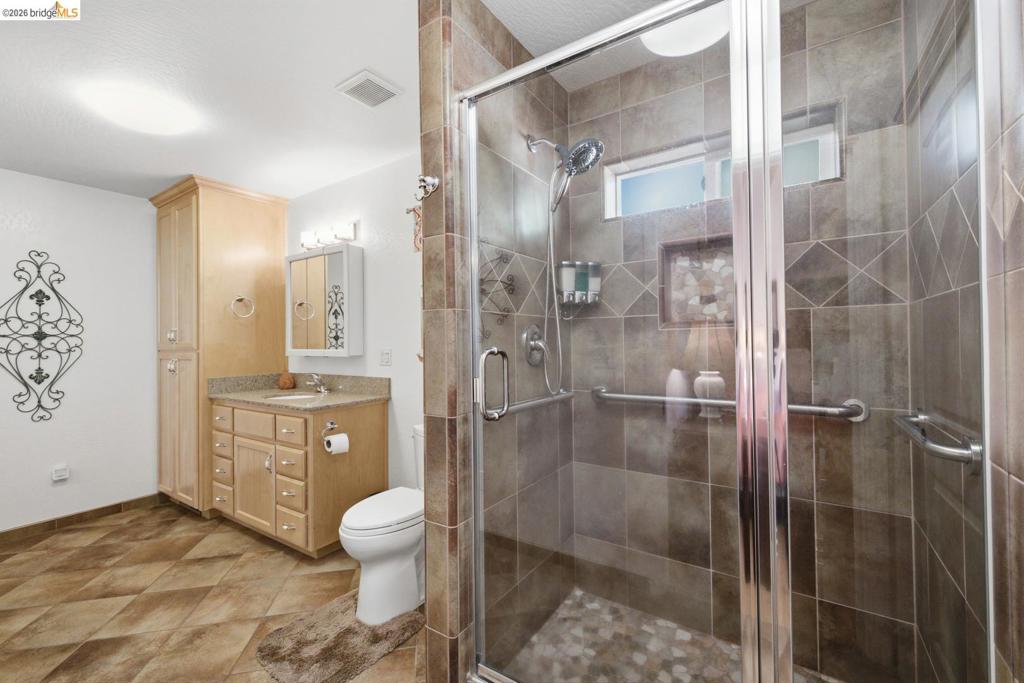 22437 E Rhine River Dr Property Photo 17