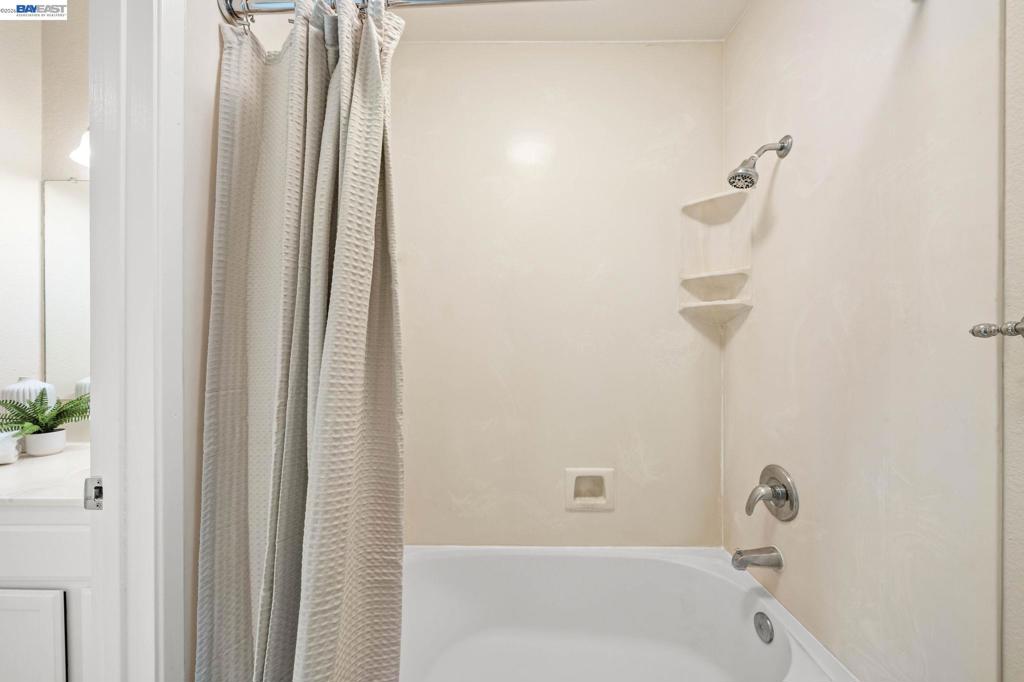 618 Morgan Cmn Property Photo 19