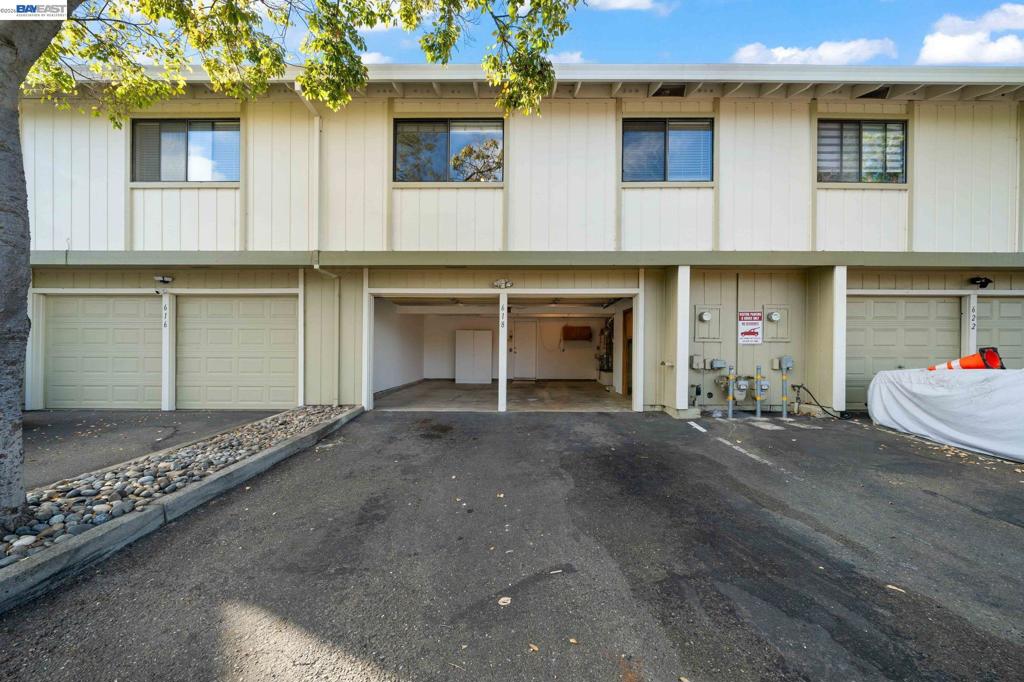 618 Morgan Cmn Property Photo 27