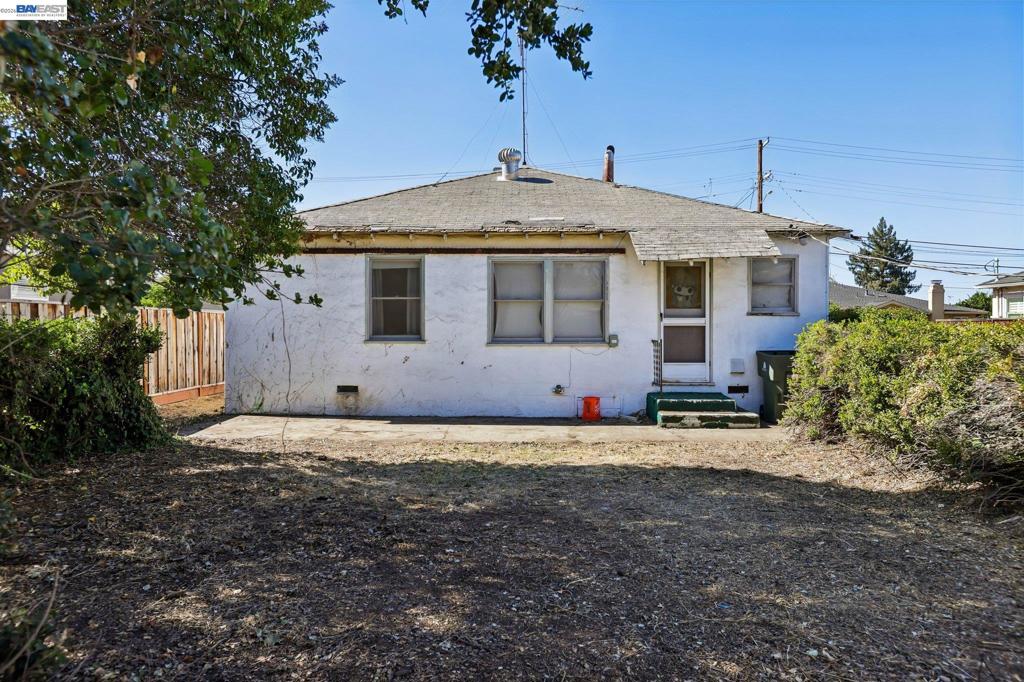 426 S Henry Ave Property Photo 25