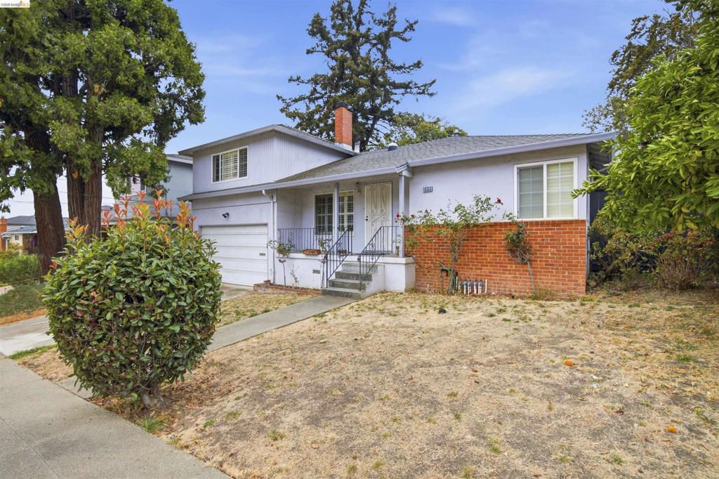 16353 Panoramic Way Property Photo 1