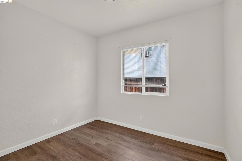 1366 Redwood St Property Photo 22