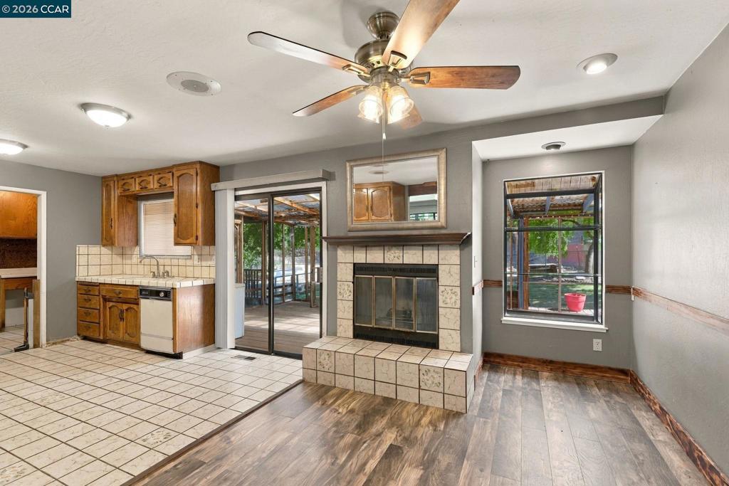 41152015 Property Photo 9