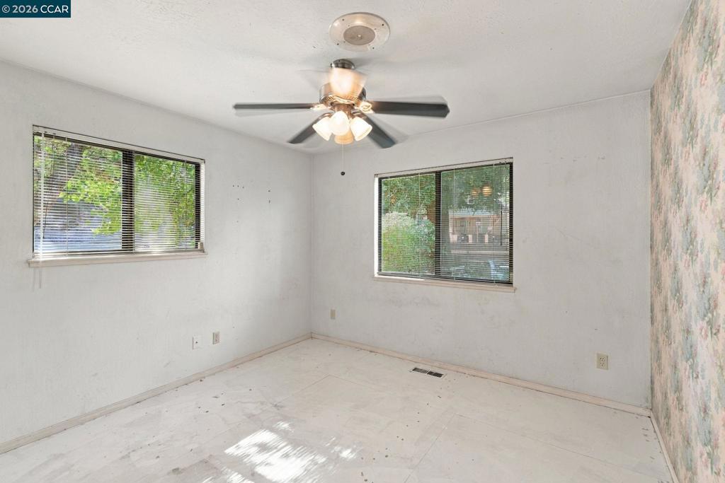 41152015 Property Photo 14