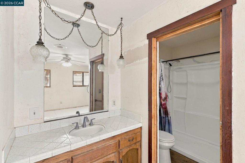 41152015 Property Photo 17
