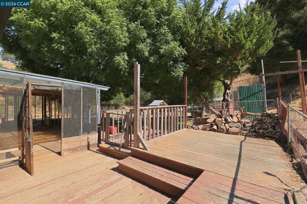 41152015 Property Photo 19