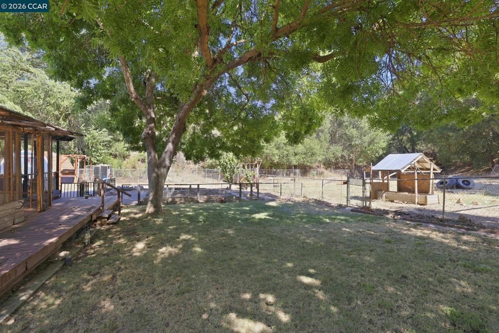 41152015 Property Photo 23