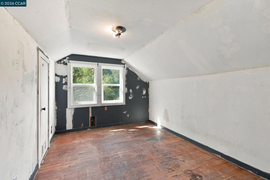 41152015 Property Photo 34